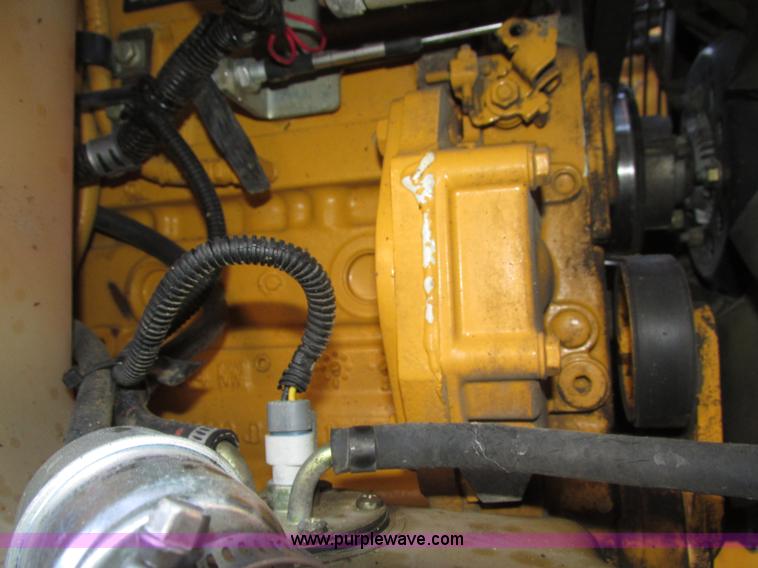 image for item H1064 2009 John Deere 320 skid steer