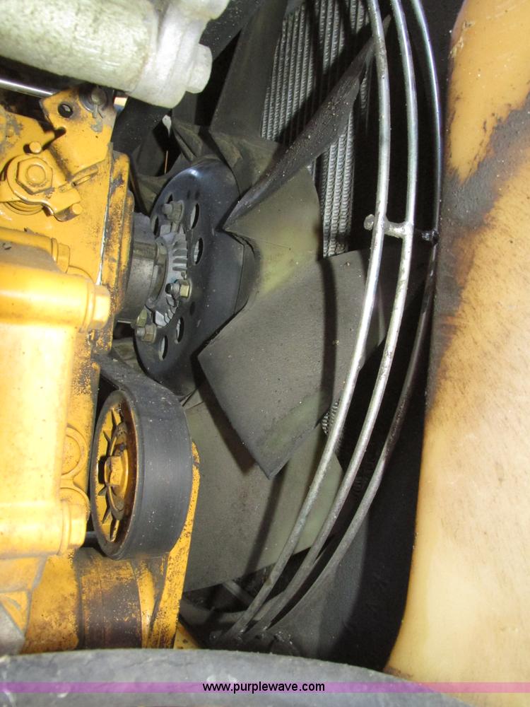 image for item H1064 2009 John Deere 320 skid steer