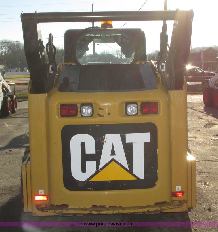 image for item H1065 2013 Caterpillar 262C2 skid steer