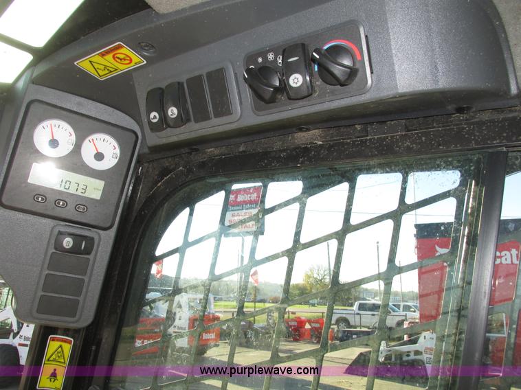 image for item H1065 2013 Caterpillar 262C2 skid steer