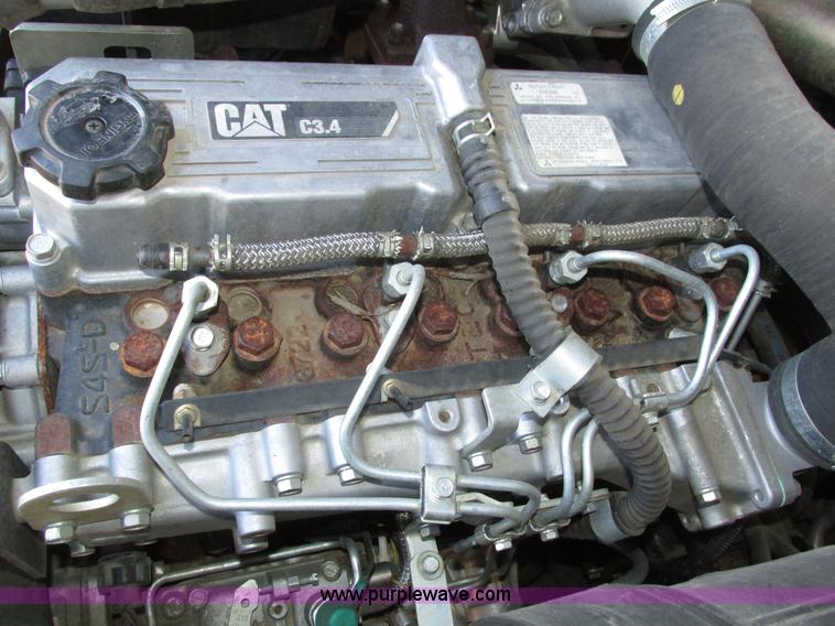 image for item H1065 2013 Caterpillar 262C2 skid steer