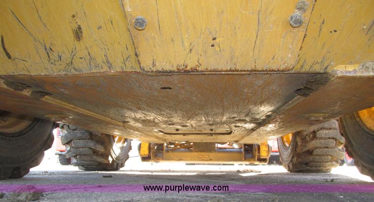 image for item H1065 2013 Caterpillar 262C2 skid steer