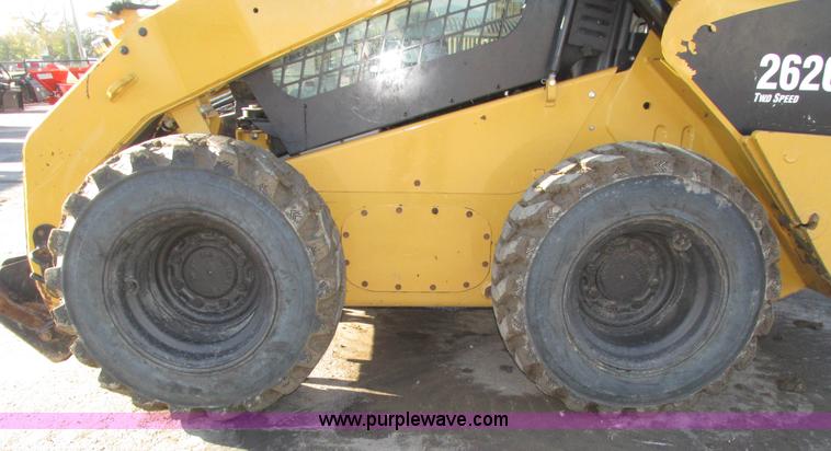 image for item H1065 2013 Caterpillar 262C2 skid steer