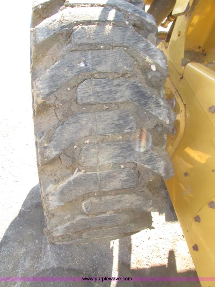 image for item H1065 2013 Caterpillar 262C2 skid steer