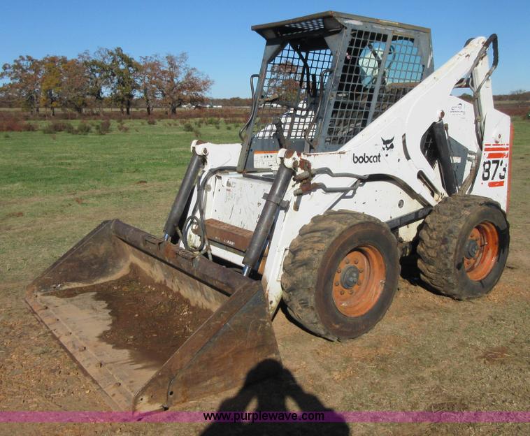 image for item I1855 Bobcat 873 skid steer