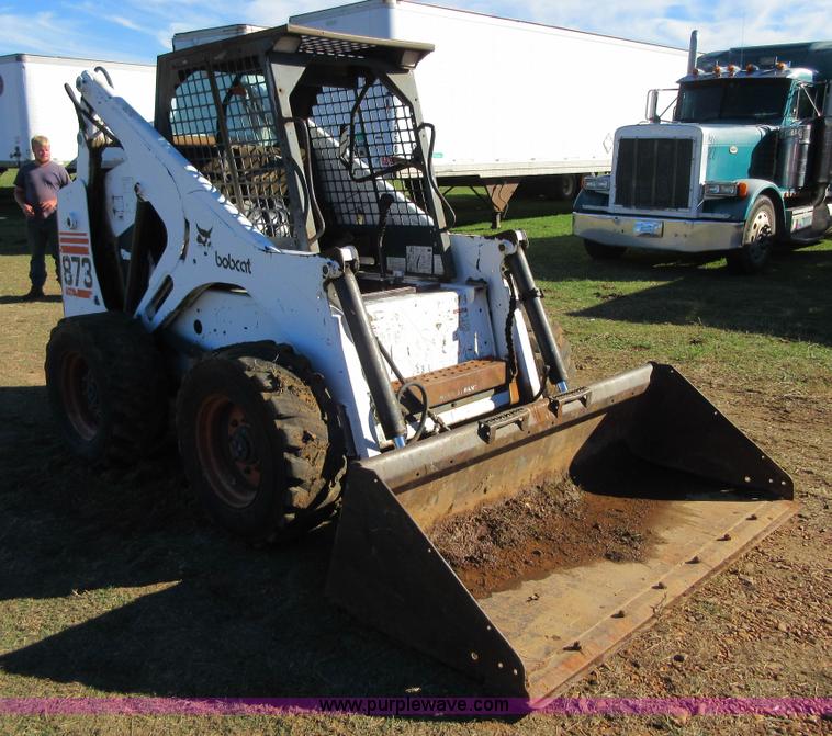 image for item I1855 Bobcat 873 skid steer