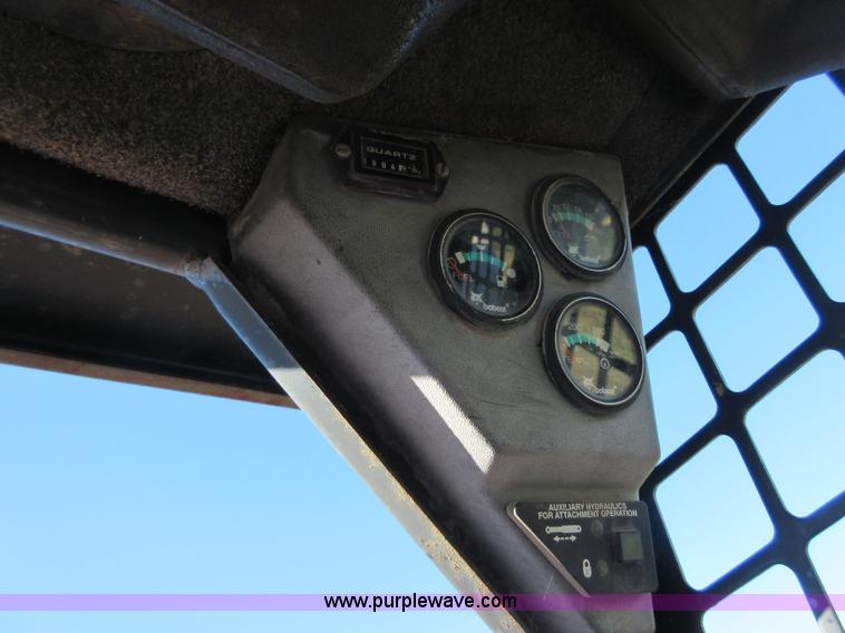 image for item I1855 Bobcat 873 skid steer