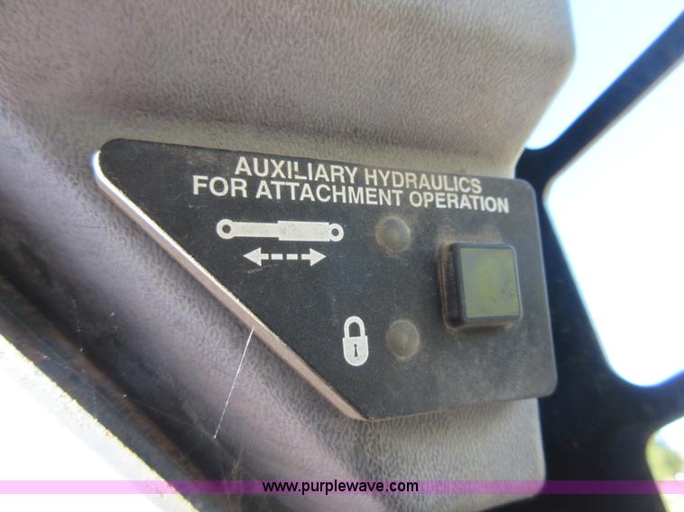 image for item I1855 Bobcat 873 skid steer