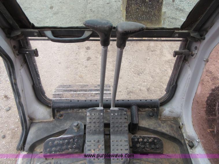 image for item I1858 2000 Case 9020B excavator