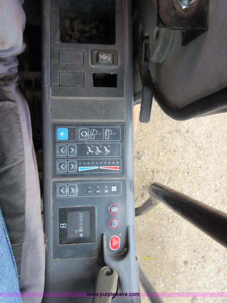 image for item I1858 2000 Case 9020B excavator