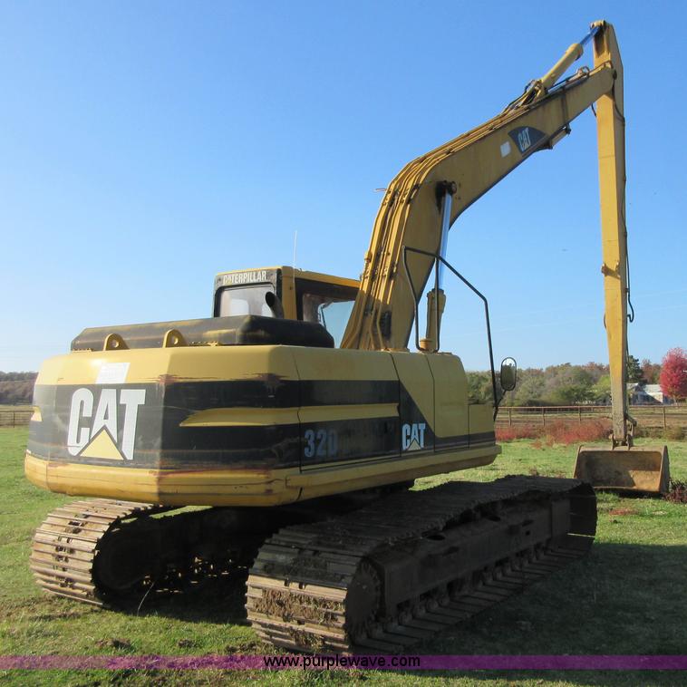 image for item I1863 1996 Caterpillar 320L long reach excavator