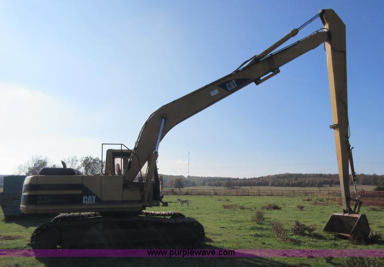 image for item I1863 1996 Caterpillar 320L long reach excavator