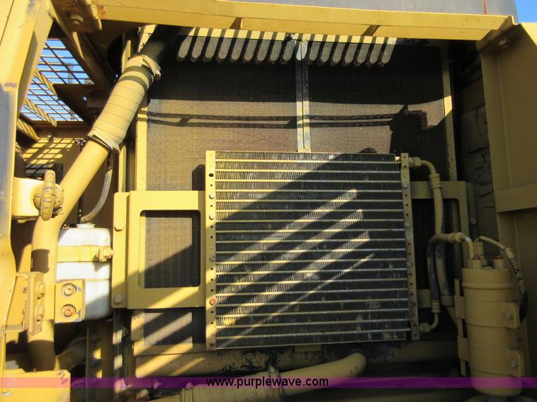 image for item I1863 1996 Caterpillar 320L long reach excavator