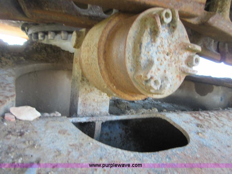 image for item I1863 1996 Caterpillar 320L long reach excavator