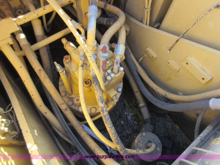 image for item I1863 1996 Caterpillar 320L long reach excavator