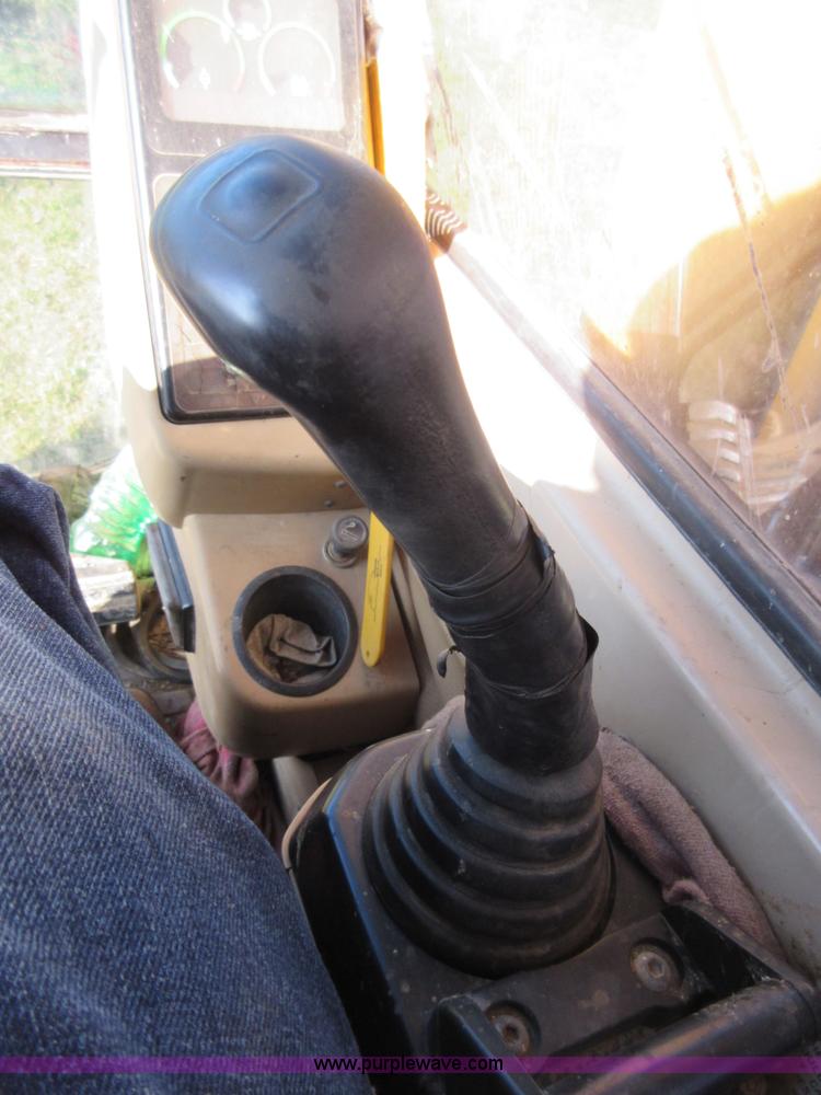 image for item I1863 1996 Caterpillar 320L long reach excavator