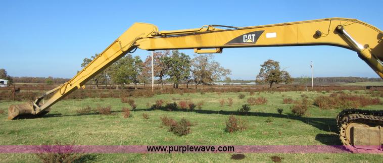image for item I1863 1996 Caterpillar 320L long reach excavator