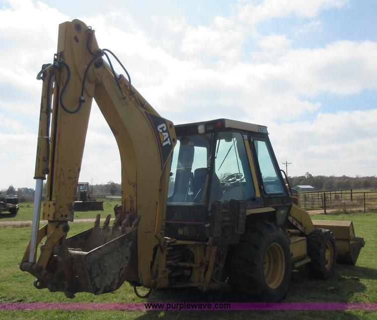 image for item I1864 1994 Caterpillar 426B backhoe