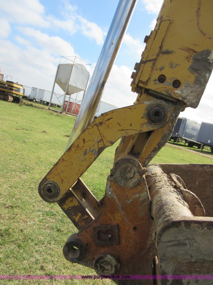 image for item I1864 1994 Caterpillar 426B backhoe