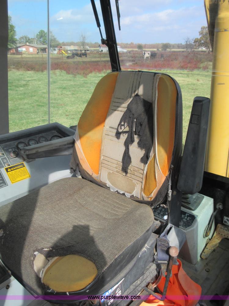 image for item I1864 1994 Caterpillar 426B backhoe