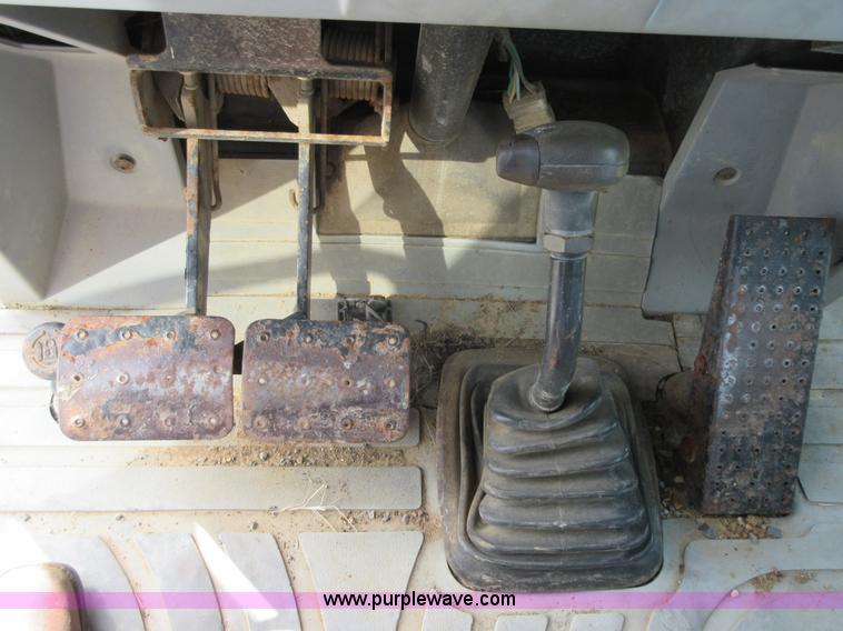 image for item I1864 1994 Caterpillar 426B backhoe