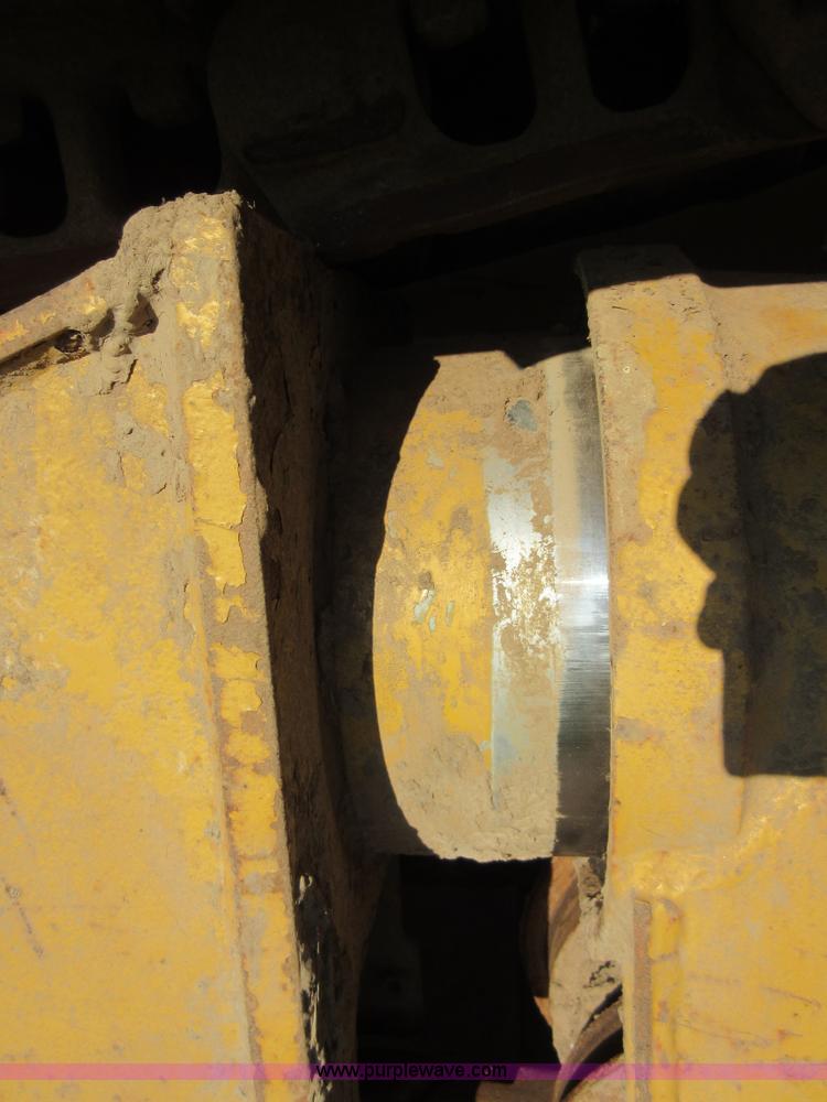 image for item I1865 1990 Caterpillar D5H LGP dozer