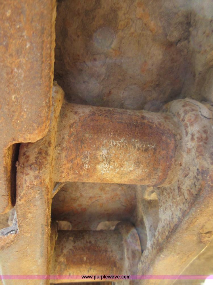 image for item I1865 1990 Caterpillar D5H LGP dozer