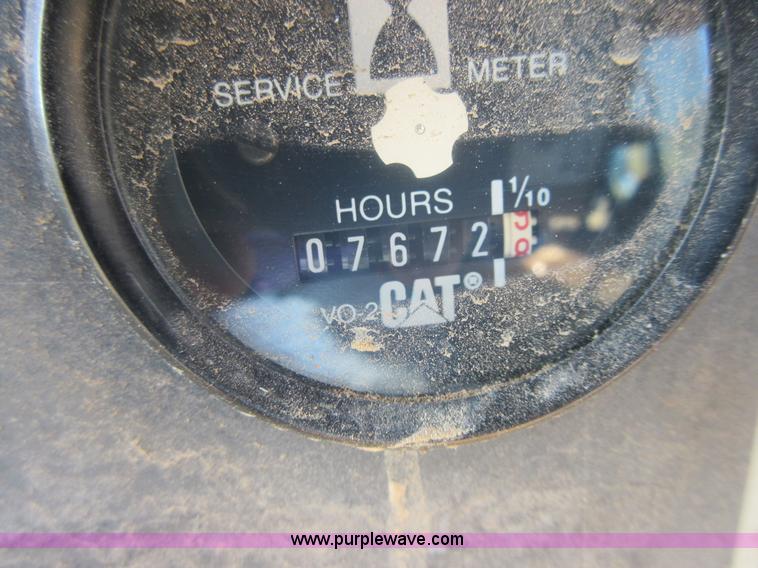 image for item I1865 1990 Caterpillar D5H LGP dozer