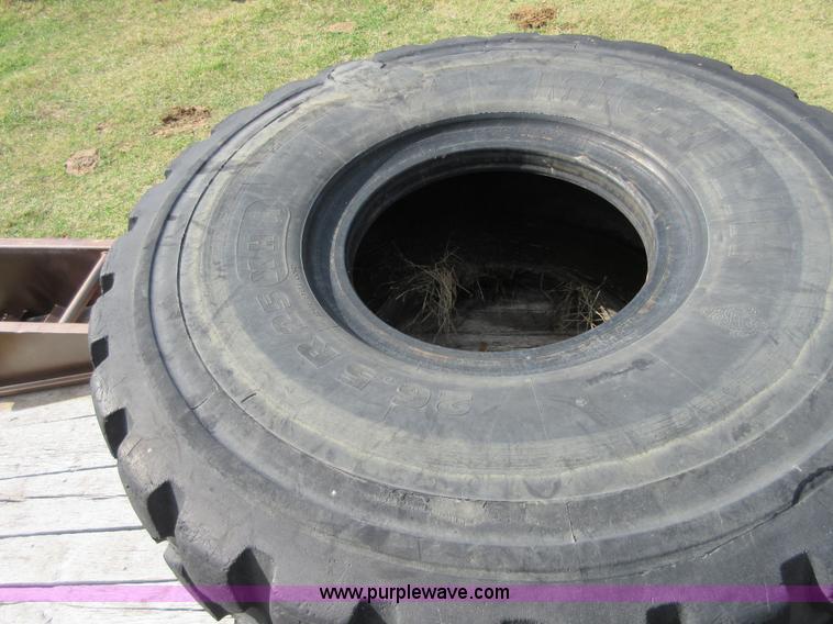 image for item I1866 (2) Michelin 26.5R25 tires