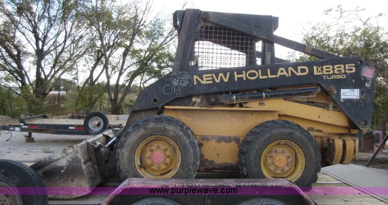 image for item I1894 1999 New Holland LX885 Super Boom skid steer