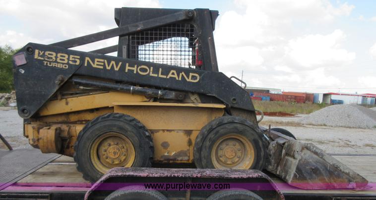 image for item I1894 1999 New Holland LX885 Super Boom skid steer
