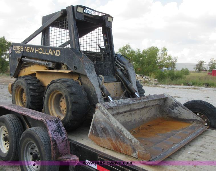 image for item I1894 1999 New Holland LX885 Super Boom skid steer