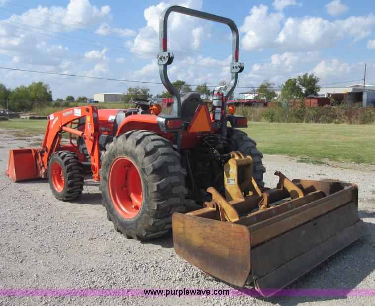 image for item I1898 Kubota L4240D MFWD tractor
