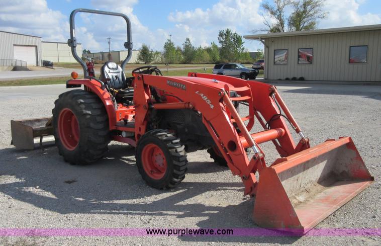 image for item I1898 Kubota L4240D MFWD tractor