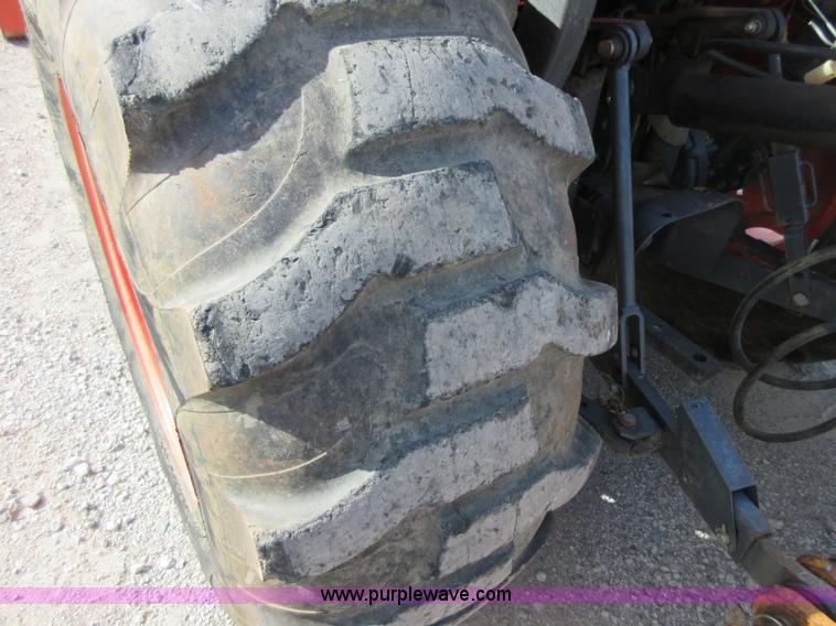 image for item I1898 Kubota L4240D MFWD tractor