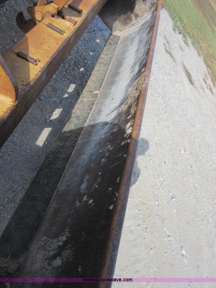 image for item I1898 Kubota L4240D MFWD tractor