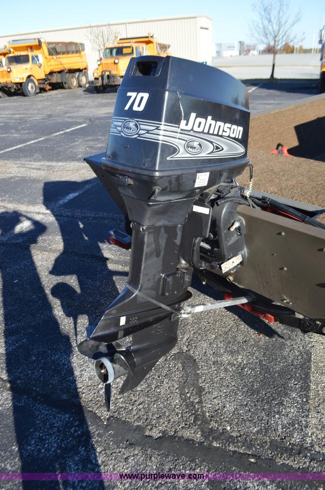 image for item I6288 2002 Lowe roughneck boat