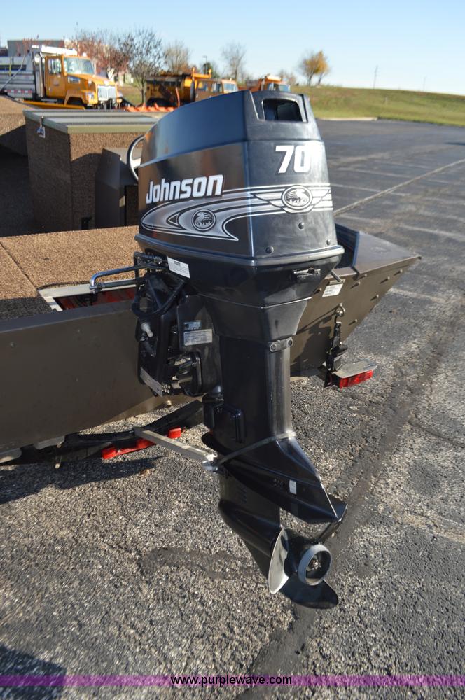 image for item I6288 2002 Lowe roughneck boat