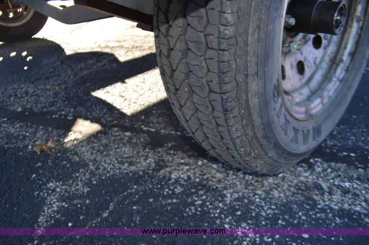 image for item I6288 2002 Lowe roughneck boat