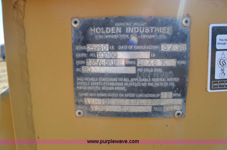 image for item I6306 1998 Holden TD020 equipment trailer