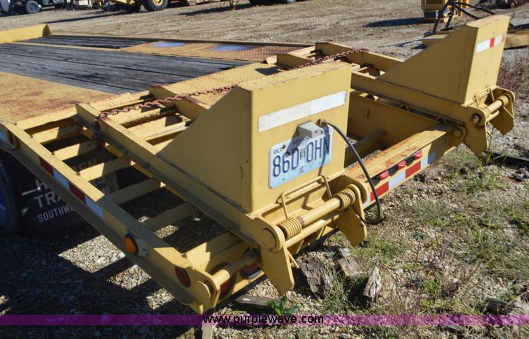 image for item I6306 1998 Holden TD020 equipment trailer