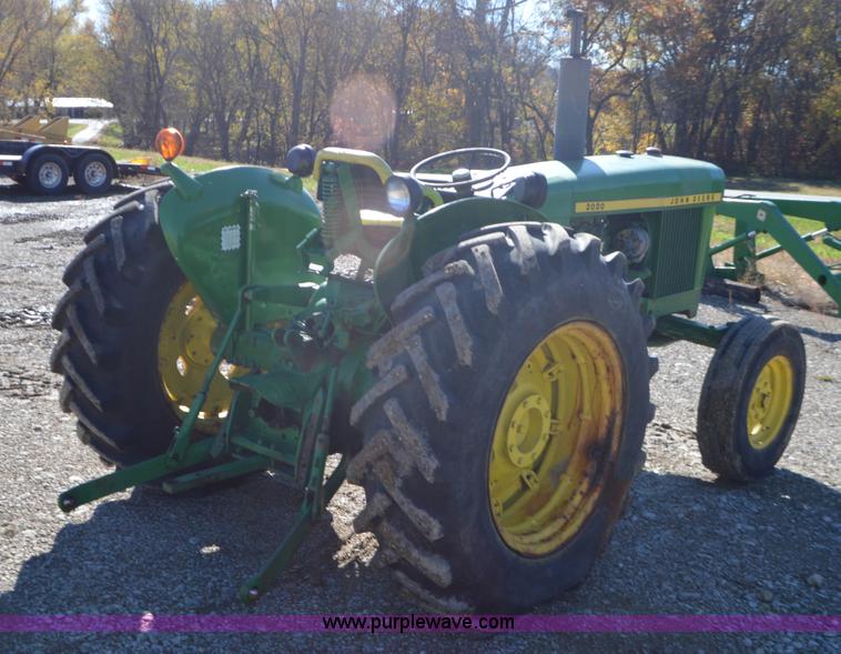 image for item I6308 John Deere 2020 tractor