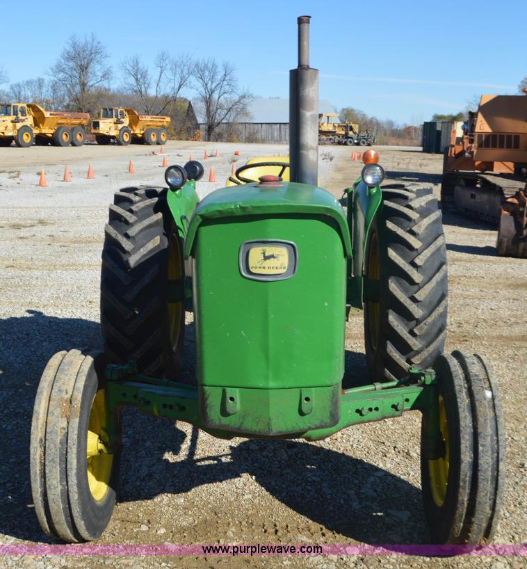 image for item I6308 John Deere 2020 tractor