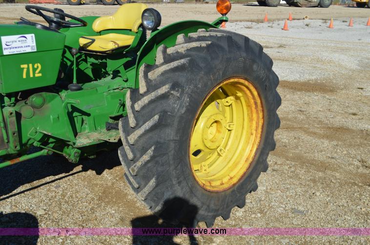 image for item I6308 John Deere 2020 tractor