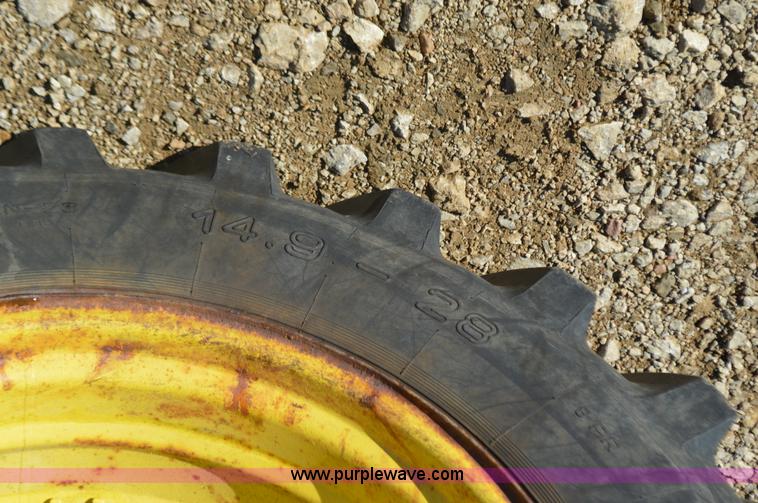 image for item I6308 John Deere 2020 tractor