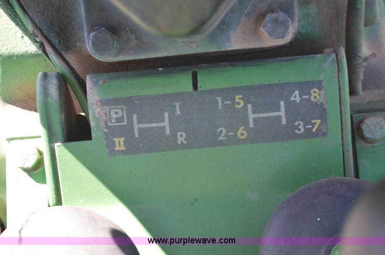 image for item I6308 John Deere 2020 tractor