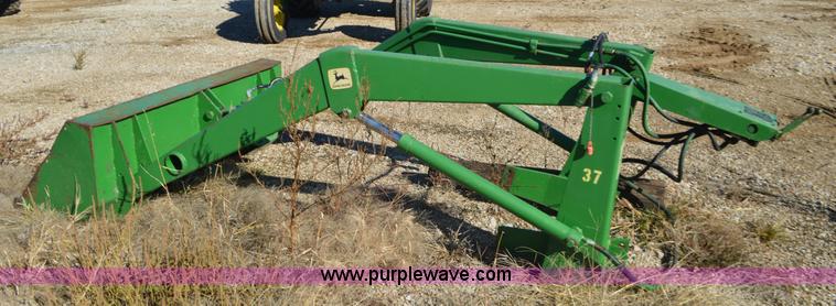 image for item I6308 John Deere 2020 tractor