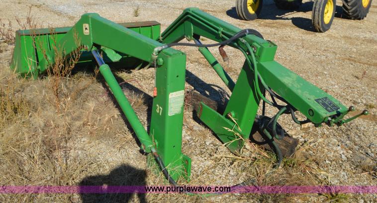 image for item I6308 John Deere 2020 tractor