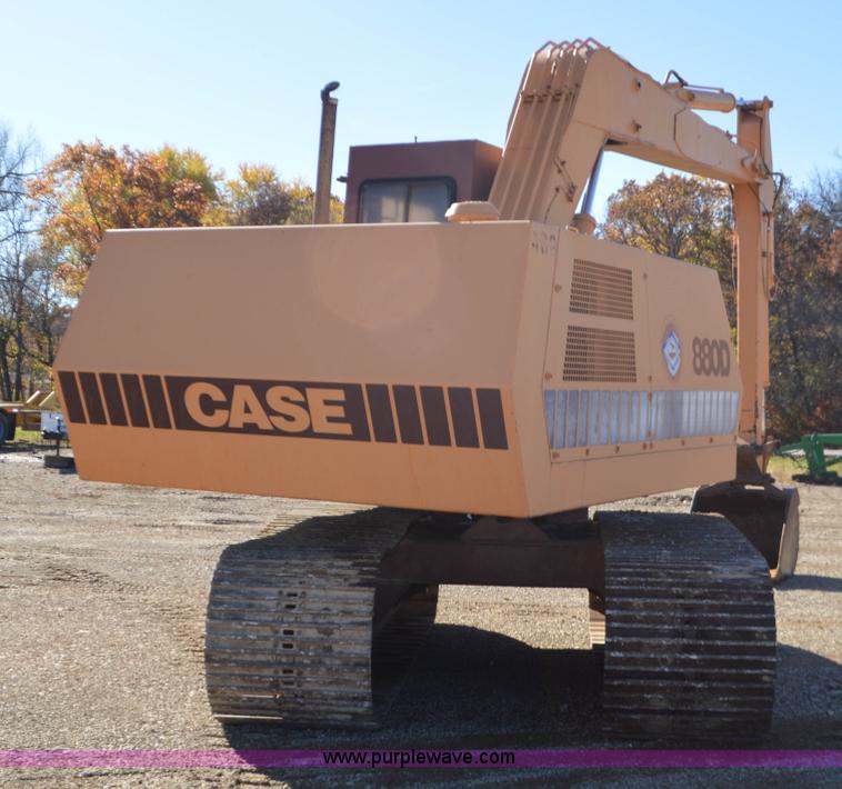 image for item I6309 1985 Case 880D excavator