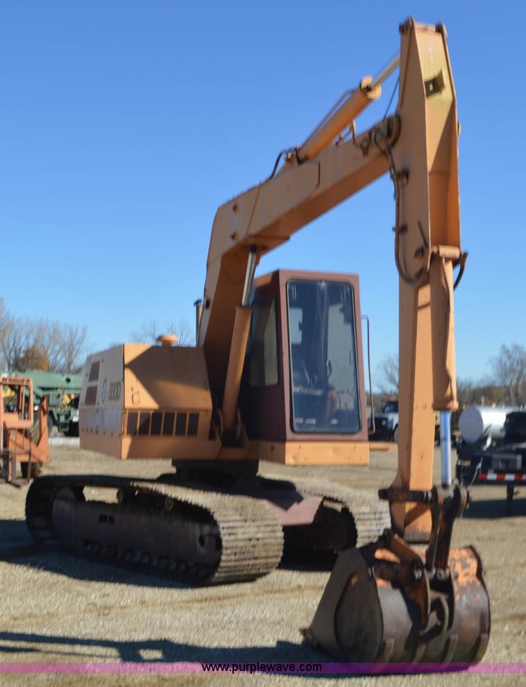image for item I6309 1985 Case 880D excavator